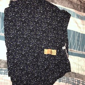 American Eagle loose flower skirt